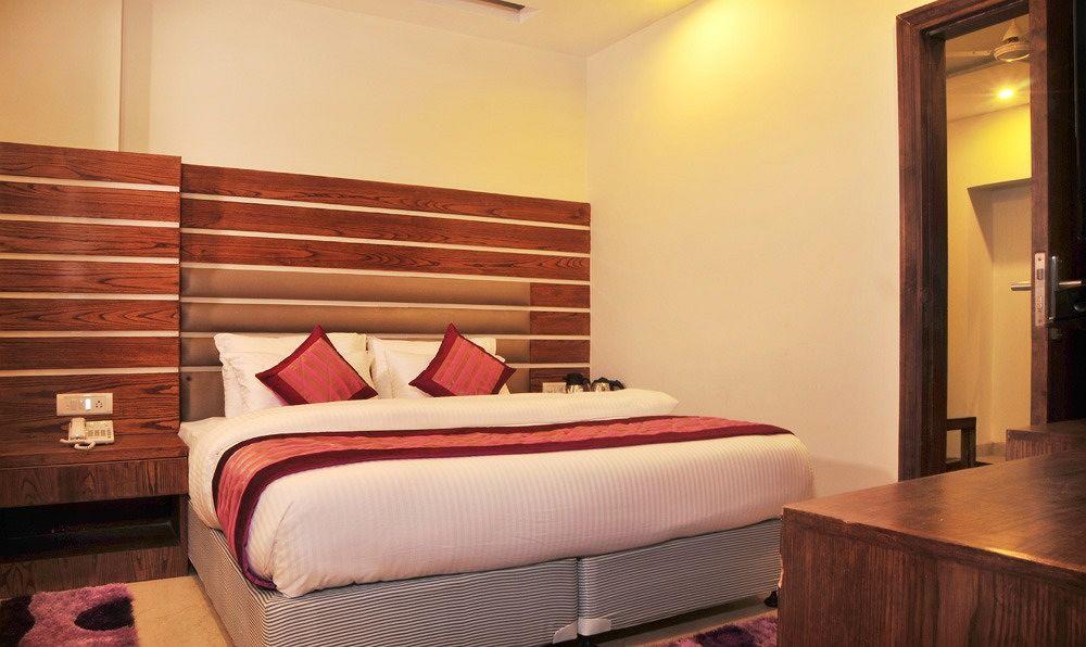Hotel All Iz Well-By Haveliya Hotels- Traveller'S Choice Award Winner 2025 Нью-Дели Экстерьер фото