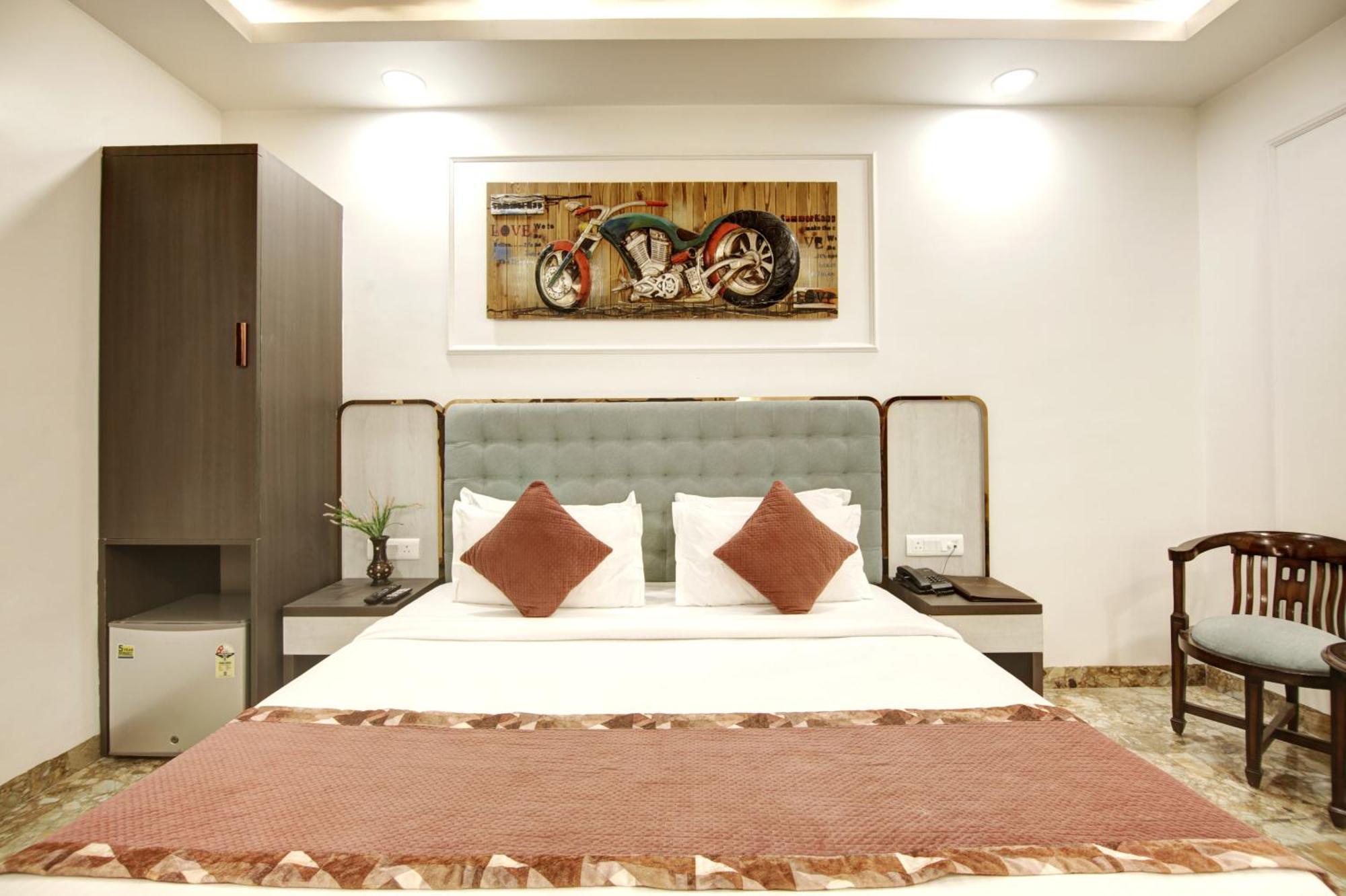 Hotel All Iz Well-By Haveliya Hotels- Traveller'S Choice Award Winner 2025 Нью-Дели Экстерьер фото